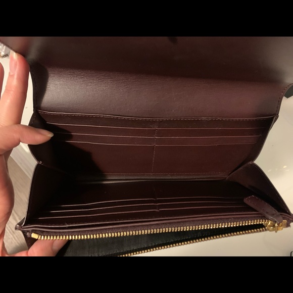 Saint Laurent wallet in Burgundy wine colour - Picture 5 of 6